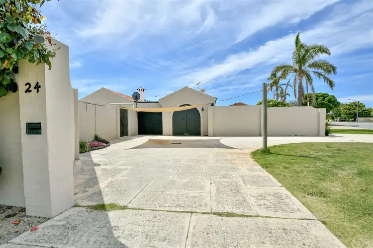 24 Frederick Street, Shoalwater WA 6169