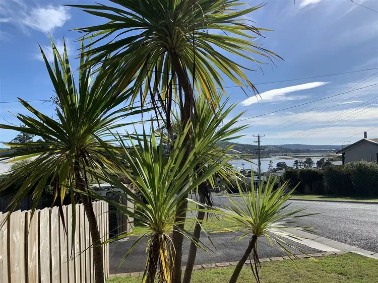 8 Cobrooga Drive, St Helens TAS 7216