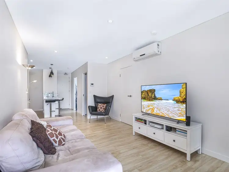 Fourth view of Homely unit listing, 7/39-41 Clarence Road, Indooroopilly QLD 4068