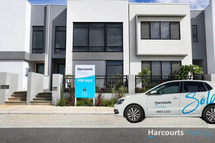 27 Livorno Boulevard, Piara Waters WA 6112