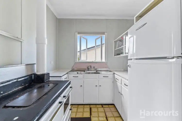Sixth view of Homely house listing, 7 Essey Street, Clontarf QLD 4019