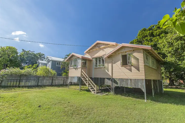 8 Granville Street, Pimlico QLD 4812
