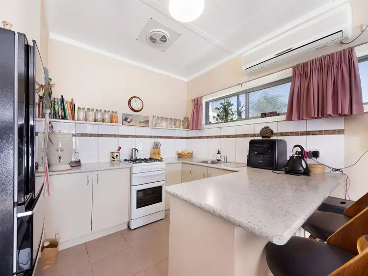 Second view of Homely flat listing, 6/23 Green Street, Wangaratta VIC 3677