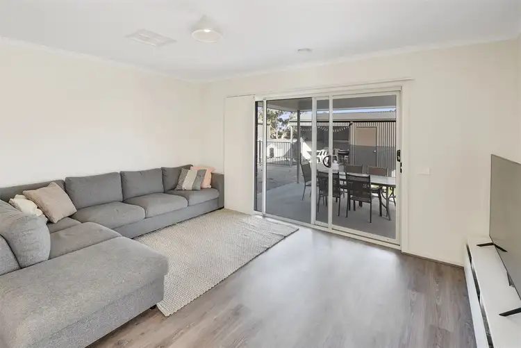 Fifth view of Homely house listing, 2 Griffin Court, Horsham VIC 3400