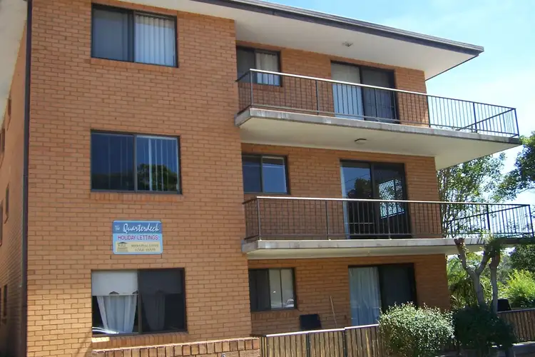1 Landsborough Street
