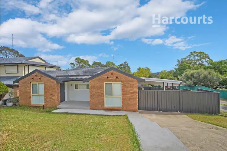 15 Peggotty Avenue, Ambarvale NSW 2560