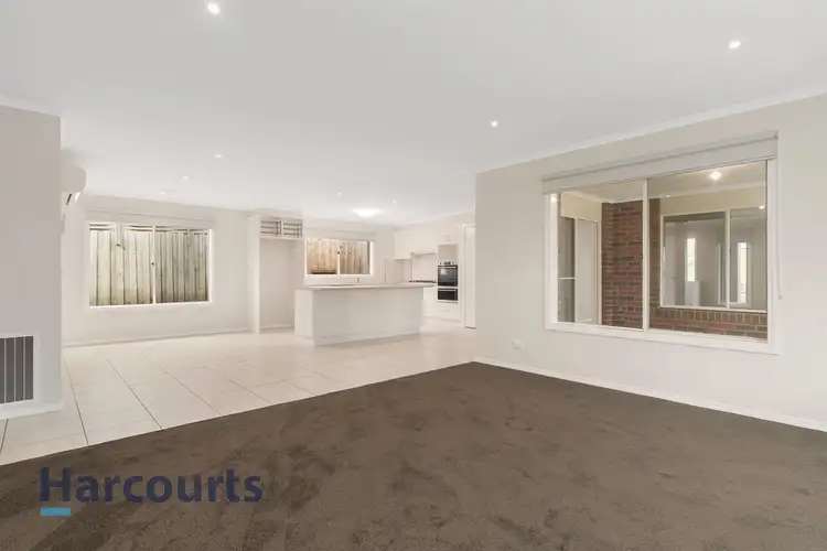Second view of Homely house listing, 3 Aquamarine Cresent, Skye VIC 3977