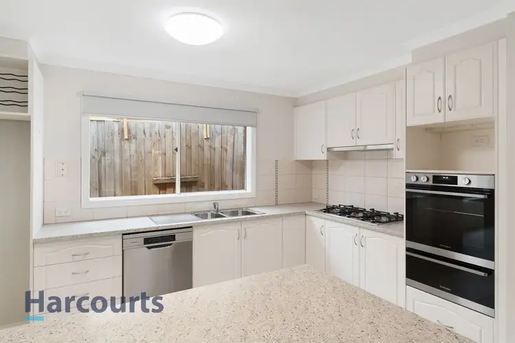 Fifth view of Homely house listing, 3 Aquamarine Cresent, Skye VIC 3977