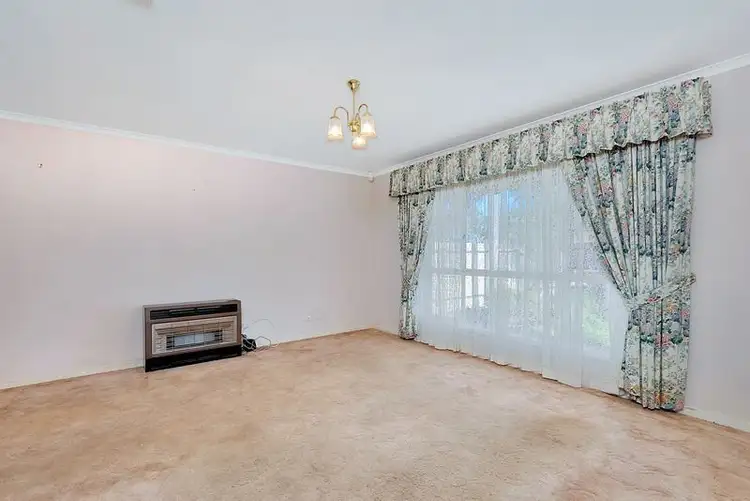 Fifth view of Homely house listing, 4 Cawarra Crescent, Paralowie SA 5108