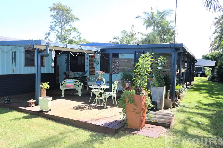 1391 Bribie Island Road, Ningi QLD 4511
