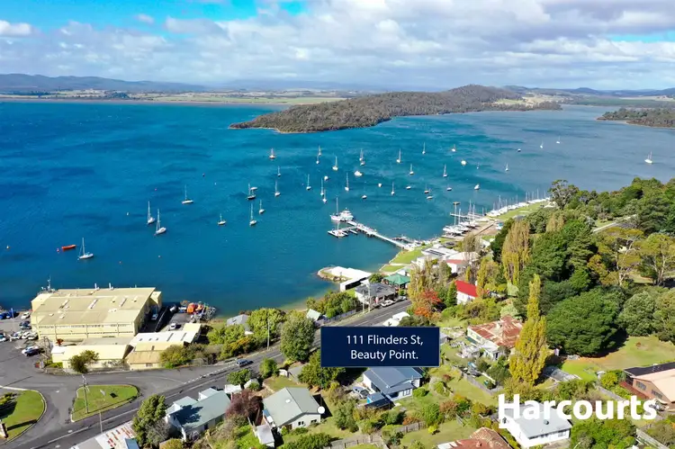 111 Flinders St, Beauty Point TAS 7270