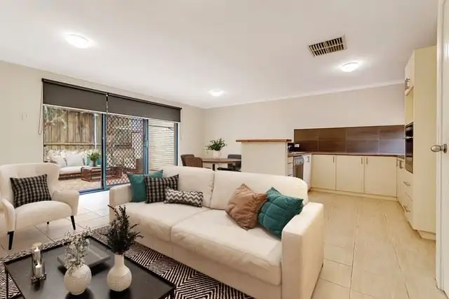 Second view of Homely house listing, 2/25 Dalzell Turn, Kinross WA 6028
