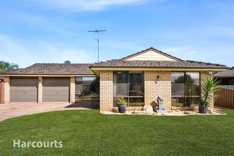 4 Rotorua Road, St Clair NSW 2759