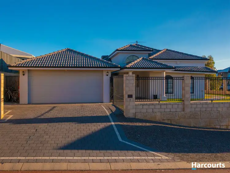 Fourth view of Homely house listing, 2 Lilly Pilly Lookout, Halls Head WA 6210