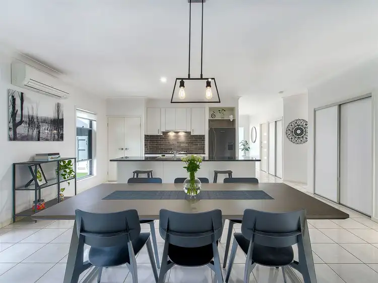 22 Harry Court, Warner QLD 4500