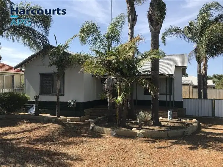 1 Woonnar street, Carey Park WA 6230