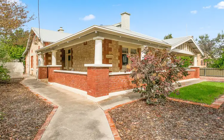8 Burke Street, Victor Harbor SA 5211