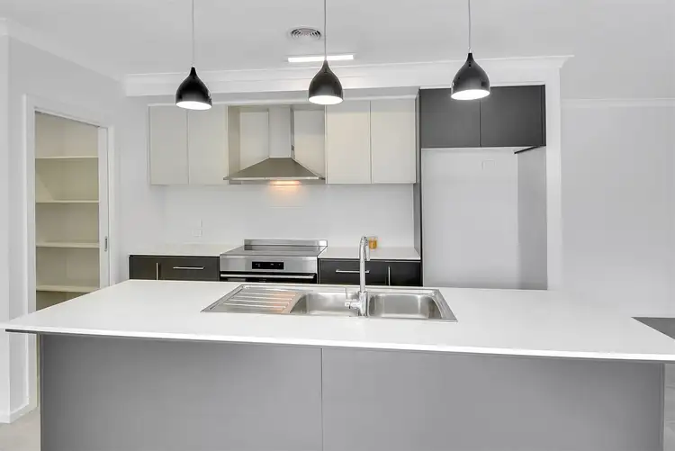 Third view of Homely townhouse listing, 3/116 Baillie Street, Horsham VIC 3400