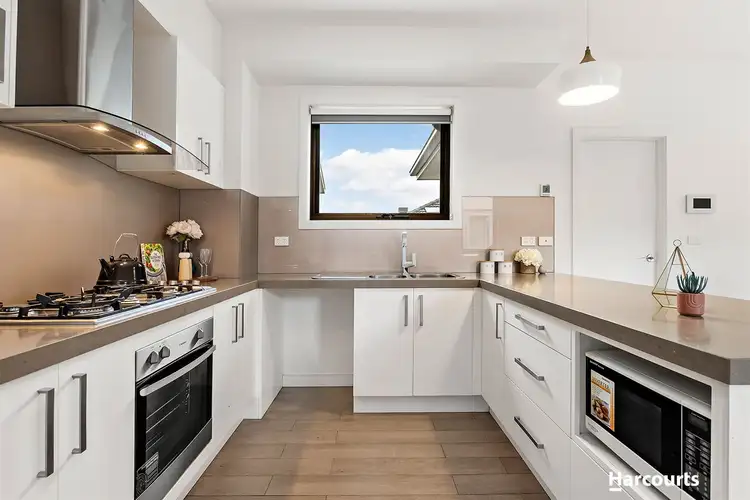 Fifth view of Homely townhouse listing, 1/6 Evans Street, Chadstone VIC 3148