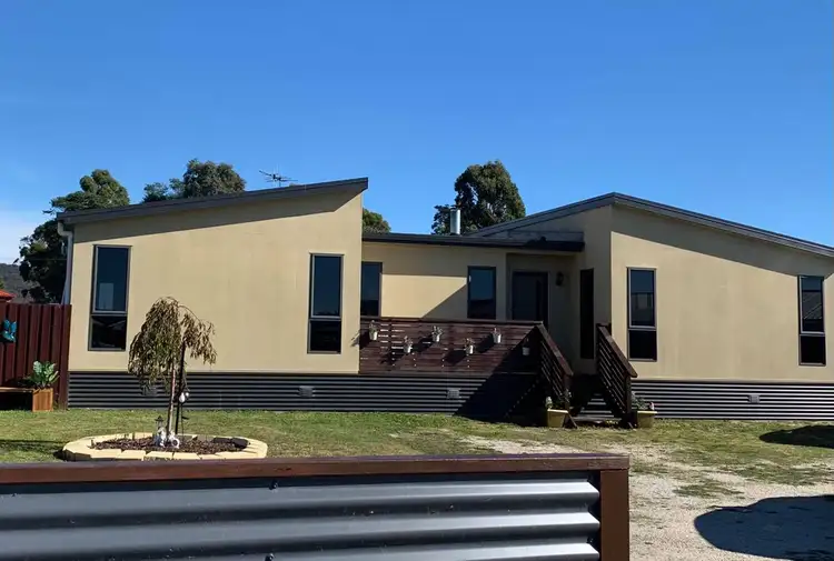 20 Heather Place, St Helens TAS 7216