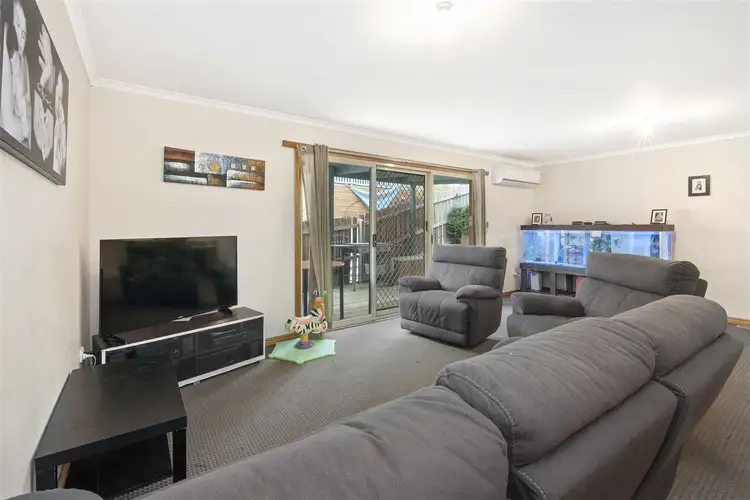 Fifth view of Homely house listing, 2 Leerama Court, Black Hill VIC 3350