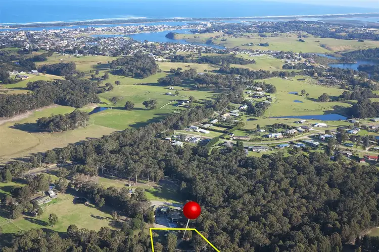 26 Secomb Close, Lakes Entrance VIC 3909