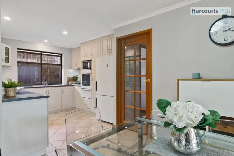 Fifth view of Homely house listing, 5 Anna Court, Hallett Cove SA 5158