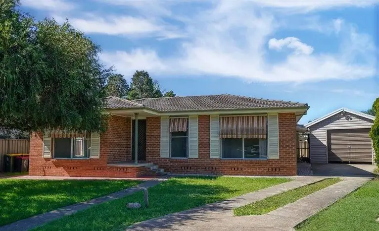 4 Hinton Glen, North St Marys NSW 2760