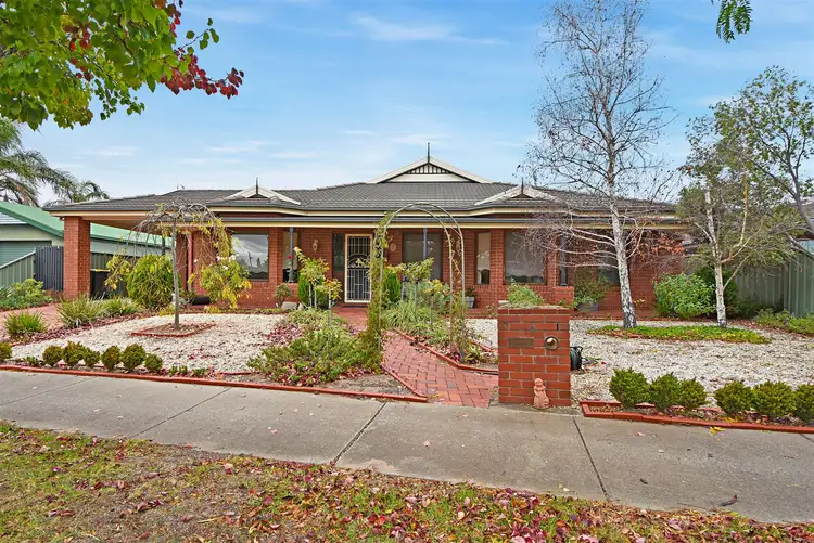 Main view of Homely house listing, 10 Harmer Court, Horsham VIC 3400