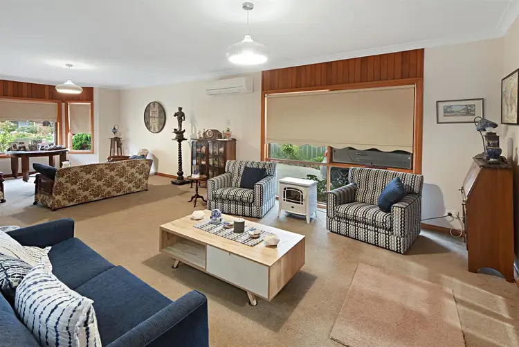 Third view of Homely house listing, 10 Harmer Court, Horsham VIC 3400