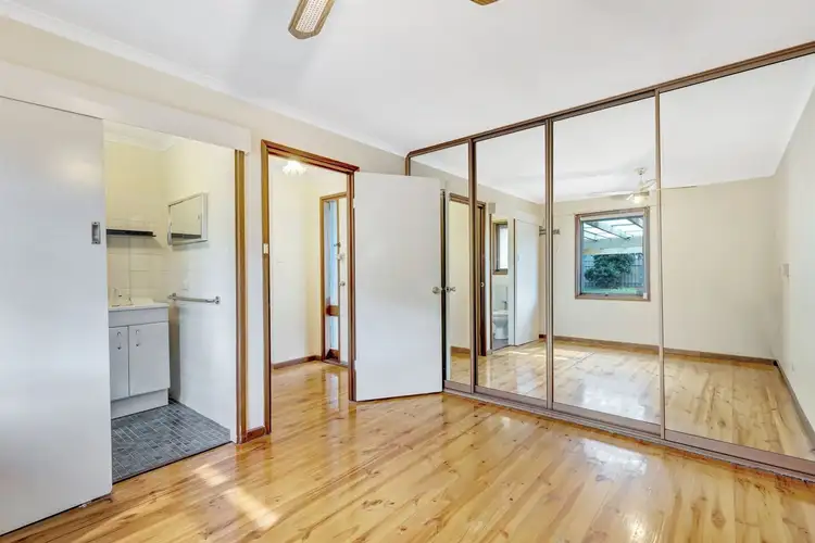 Sixth view of Homely house listing, 1 Vistula Court, Hackham West SA 5163