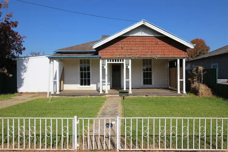 10 Renehan Street, Cootamundra NSW 2590