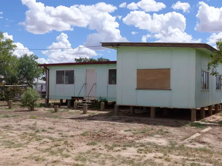 25 Broad Street, Cunnamulla QLD 4490