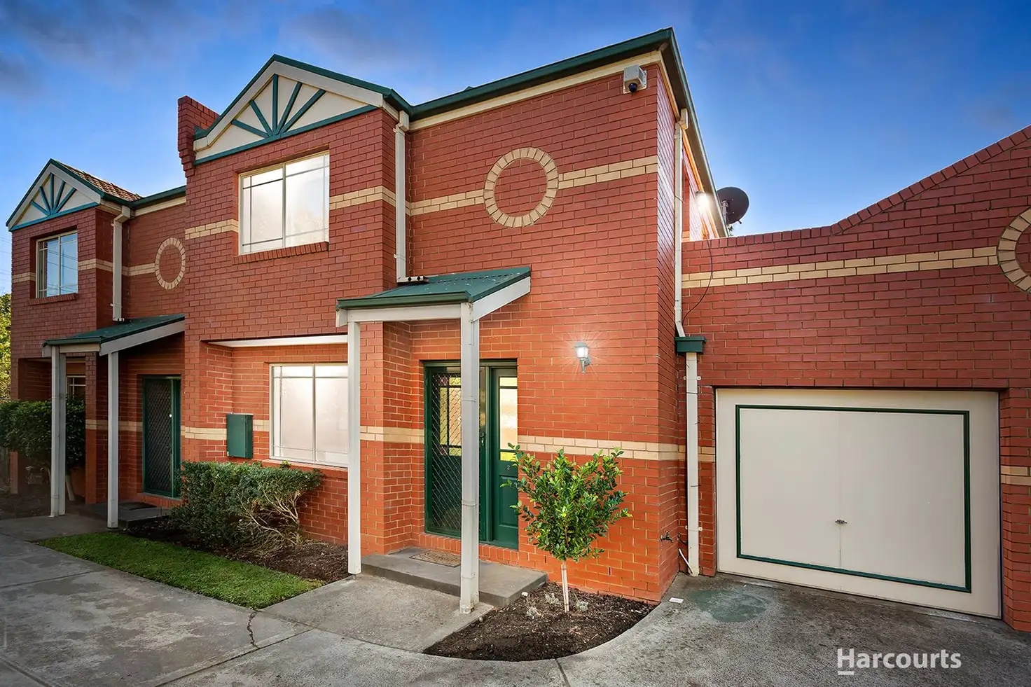Main view of Homely townhouse listing, 2/100 Clayton Road, Clayton VIC 3168