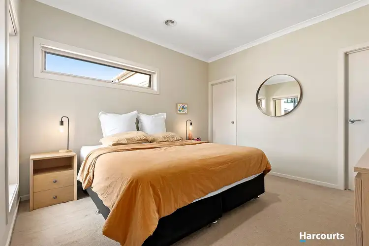 Fifth view of Homely unit listing, 3 / 34 Sing Crescent, Berwick VIC 3806