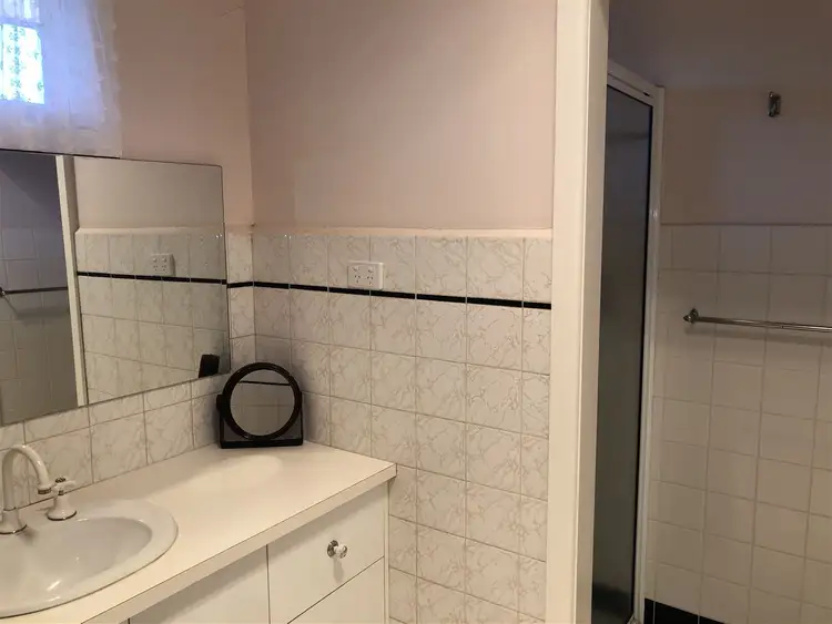 Fifth view of Homely house listing, 10 Roache Street, Kaniva VIC 3419