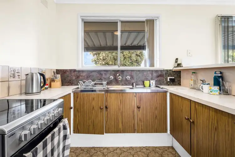 Fifth view of Homely house listing, 5 Pyalla Close, Reynella SA 5161