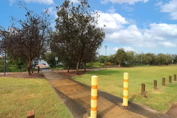 Fifth view of Homely semi-detached listing, 152 The Esplanade, Paradise Point QLD 4216