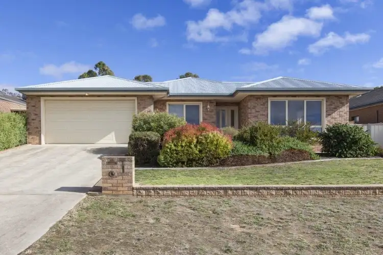 Third view of Homely house listing, 1 Highview Court, Ararat VIC 3377