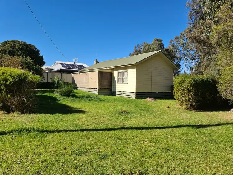 Main view of Homely house listing, 28 Thom Street, Alexandra VIC 3714