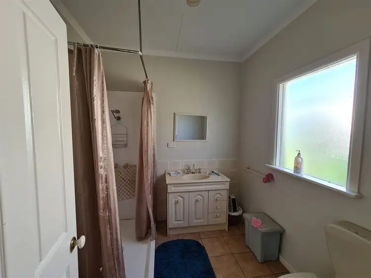 Sixth view of Homely house listing, 28 Thom Street, Alexandra VIC 3714