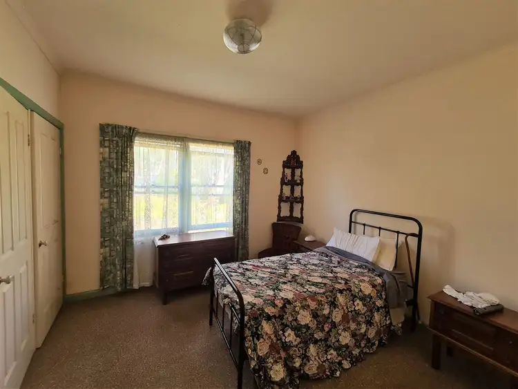 Seventh view of Homely house listing, 28 Thom Street, Alexandra VIC 3714