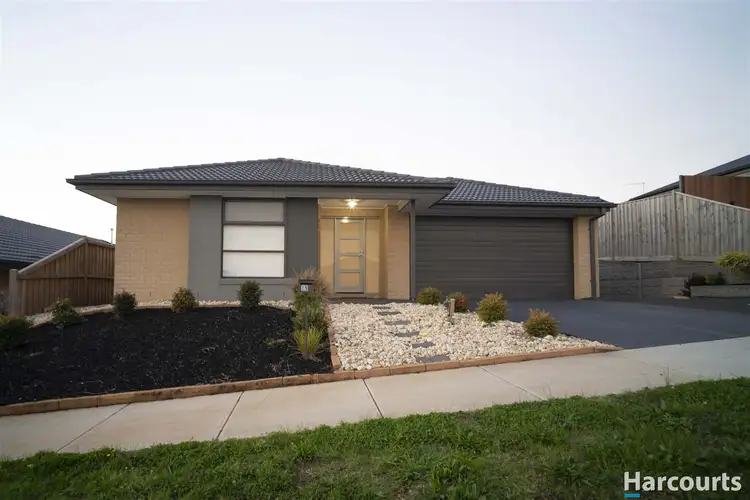 15 Fieldstone Avenue, Warragul VIC 3820