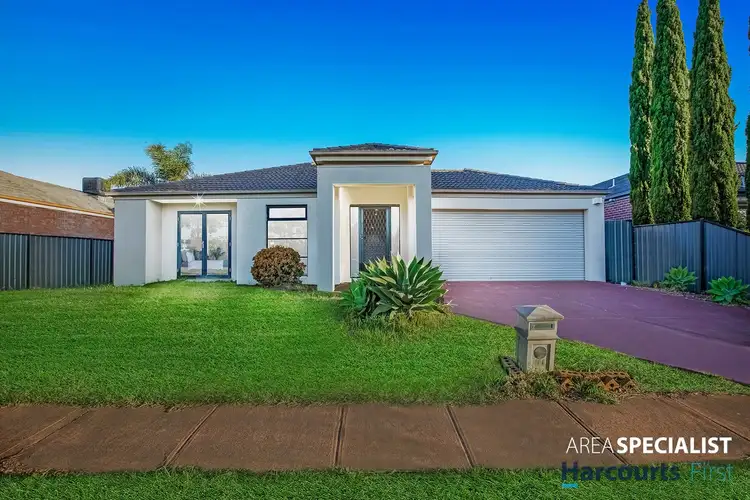 11 Bronhill Vista, Point Cook VIC 3030