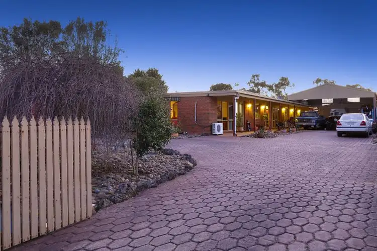 28 Loch Street, Crib Point VIC 3919