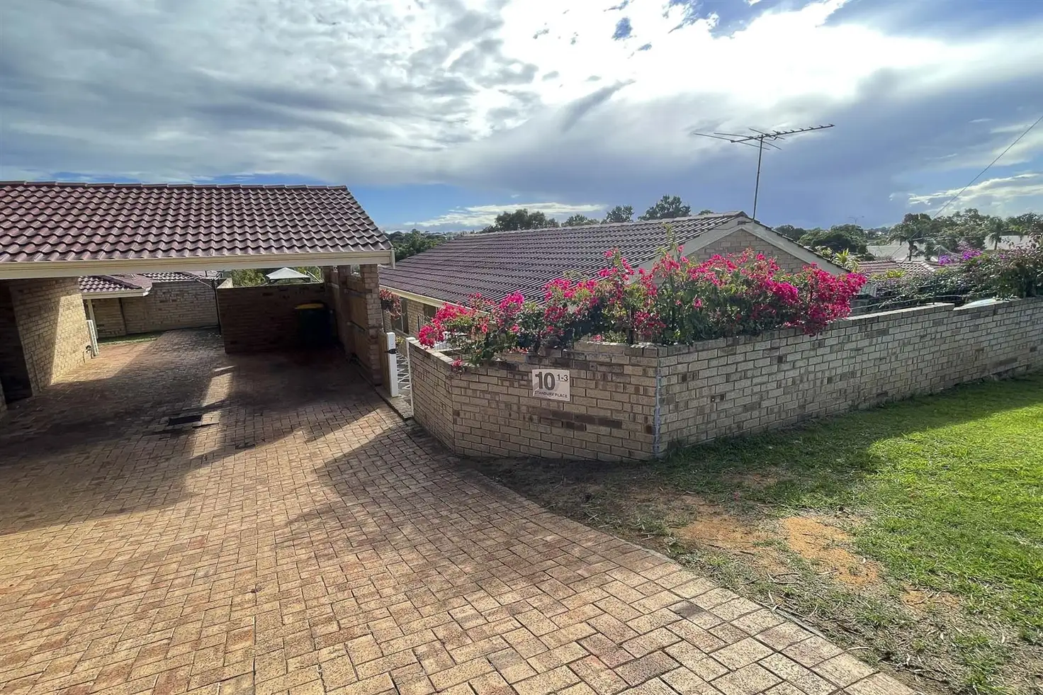 Main view of Homely unit listing, 10/1-3 Stanbury Place, Kardinya WA 6163
