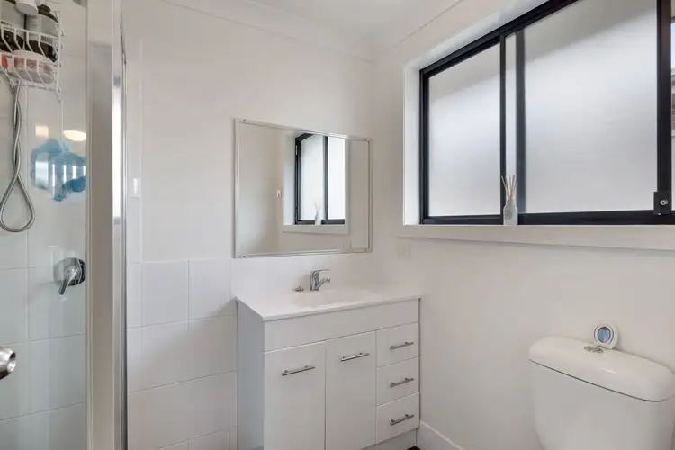 Fifth view of Homely house listing, 4 Doug Gudgeon Drive, Mudgee NSW 2850