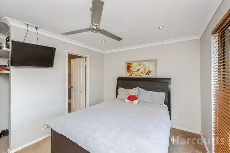 Sixth view of Homely house listing, 2 Janga Court, Wanneroo WA 6065