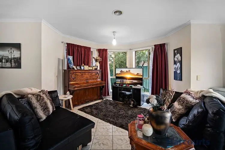 Second view of Homely house listing, 10 Taunton Place, Lake Gardens VIC 3355