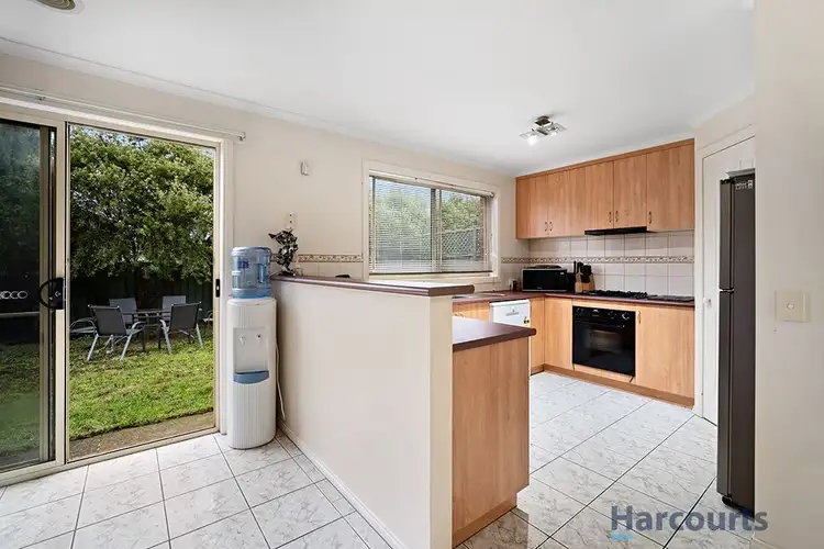Sixth view of Homely house listing, 10 Taunton Place, Lake Gardens VIC 3355